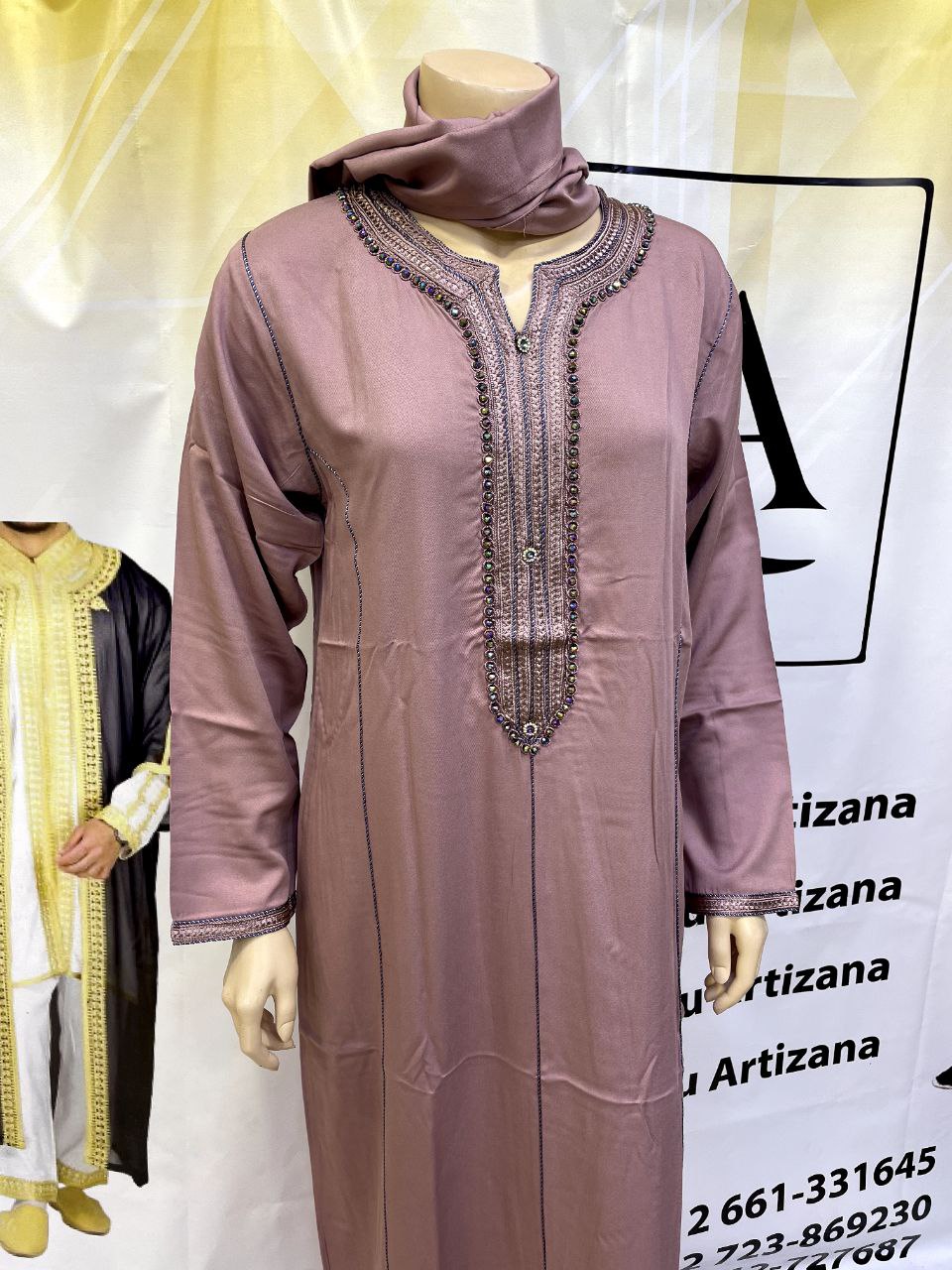 Jellaba Moderne Noire avec Broderies et Cristaux - 7