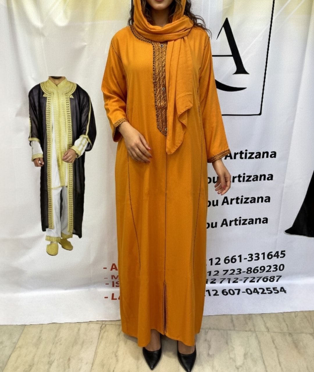 Jellaba Moderne Noire avec Broderies et Cristaux - 8