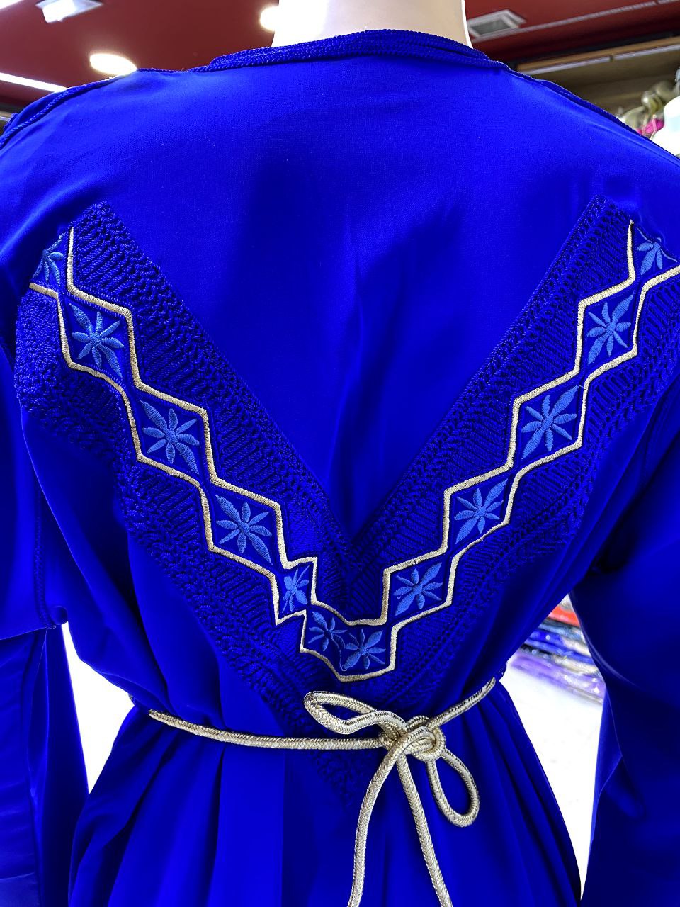 Jellaba Élégante Brodée Fleurie - 10