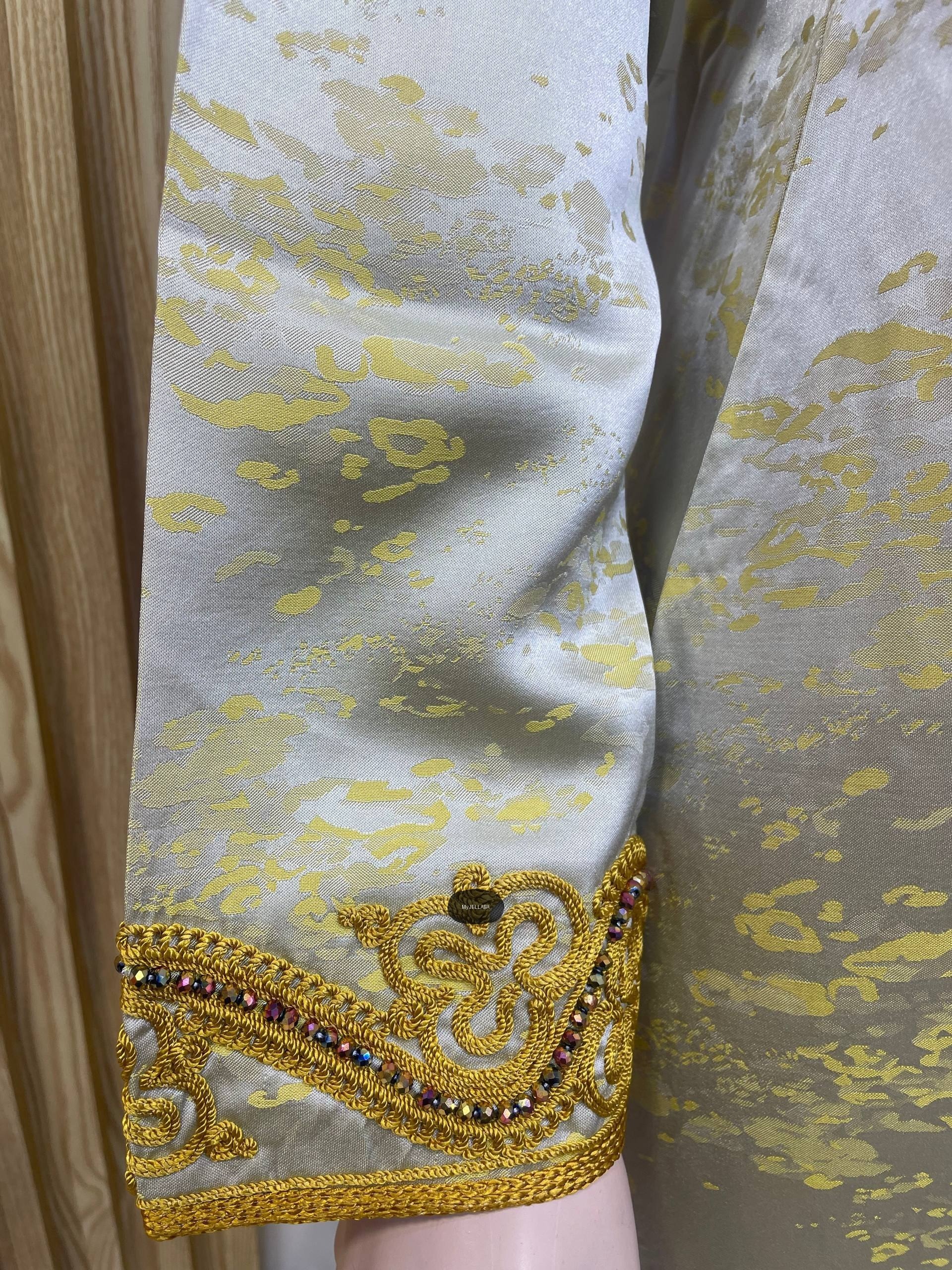 Jellaba Moderne Brodée Orange et Noir