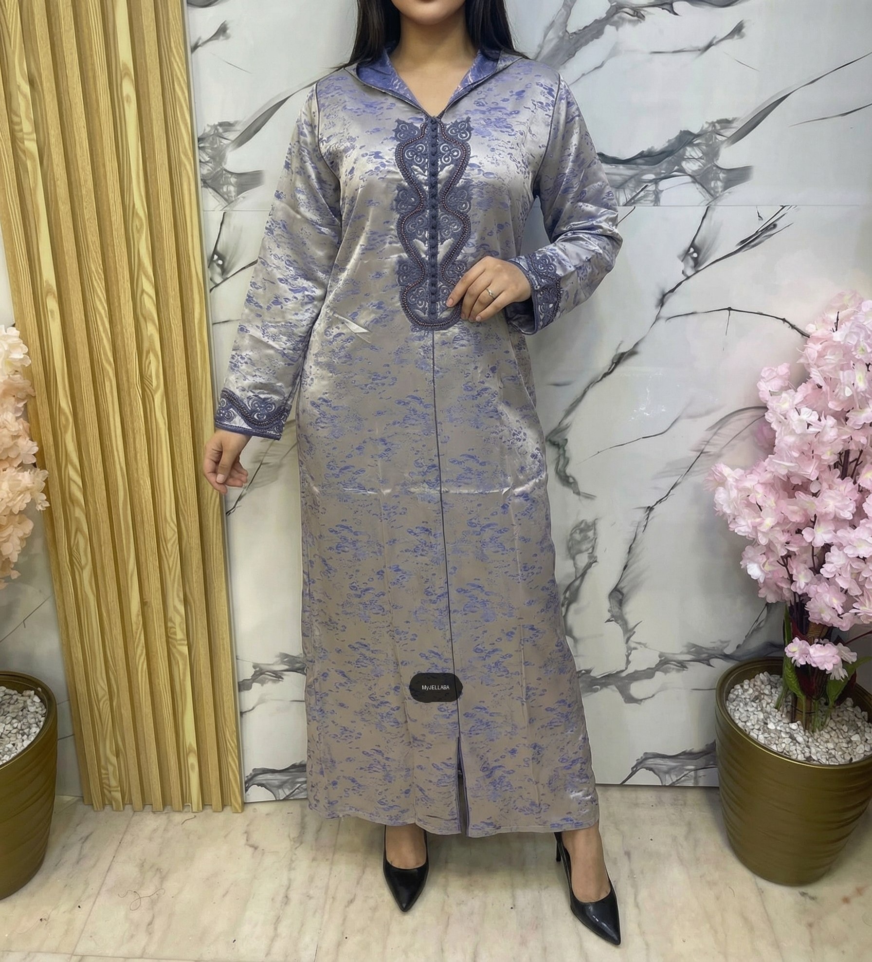 Jellaba Élégante en Satin Vert d'Eau - 5