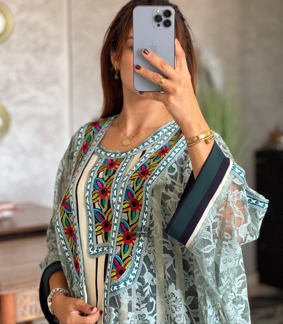 Boubou en Dentelle Brodée