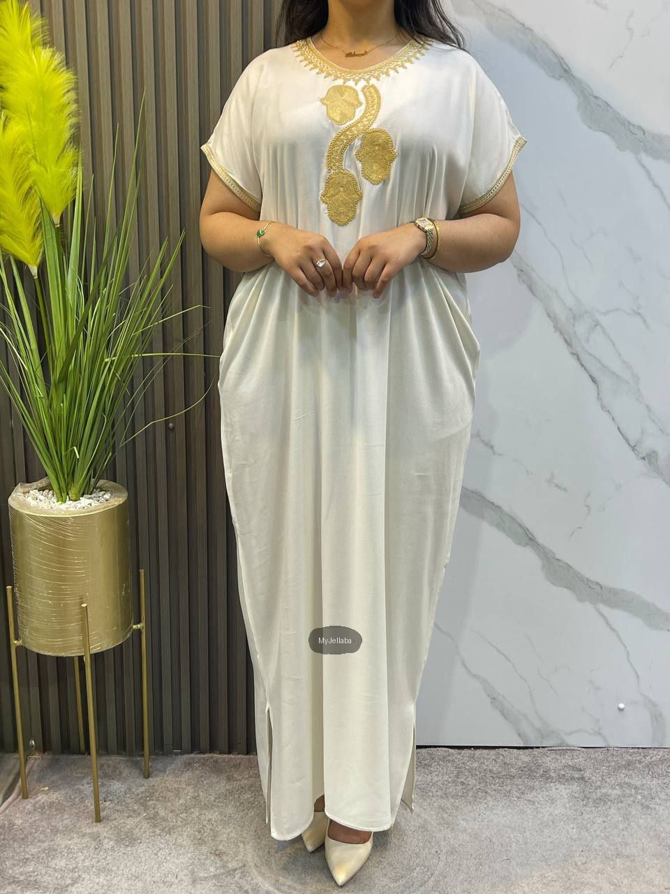 Boubou Élégant Brodé - 7