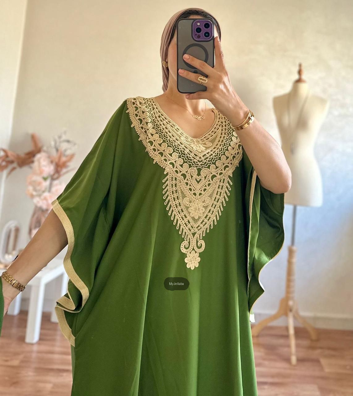 Boubou Élégant Brodée Or