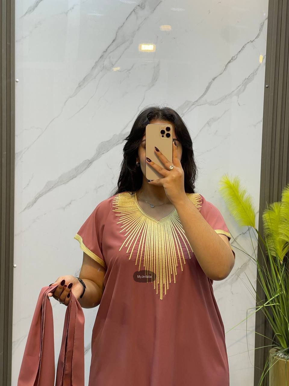 Boubou Élégant Brodée Or - 3