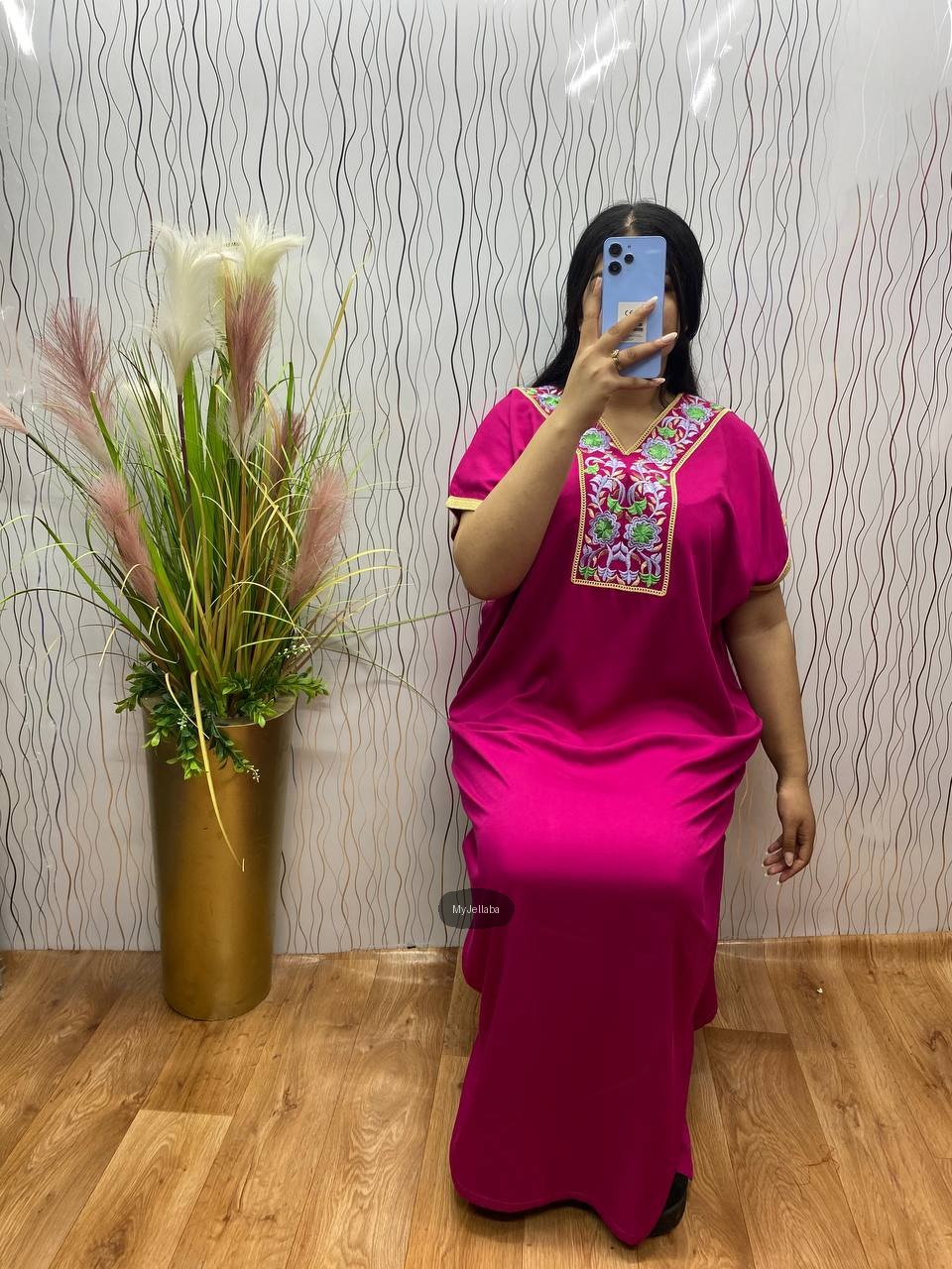 Jellaba Moderne Brodée Rouge