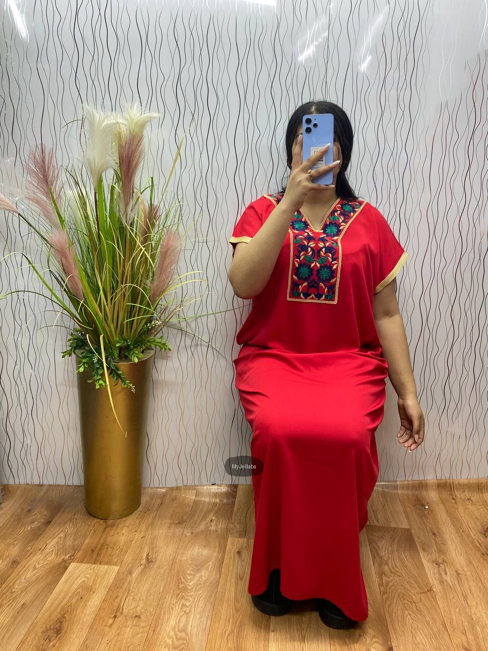 Jellaba Moderne Brodée Rouge