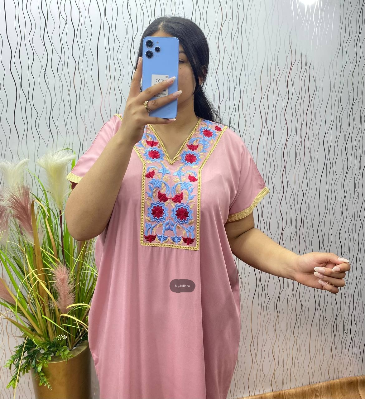 Jellaba Florale Brodée Rose