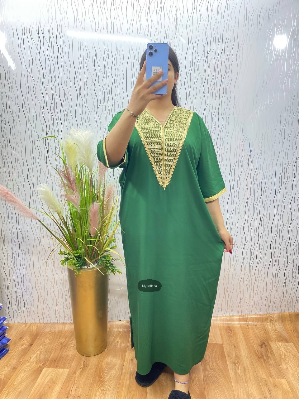 Jellaba Traditionnelle Violette et Or - 10