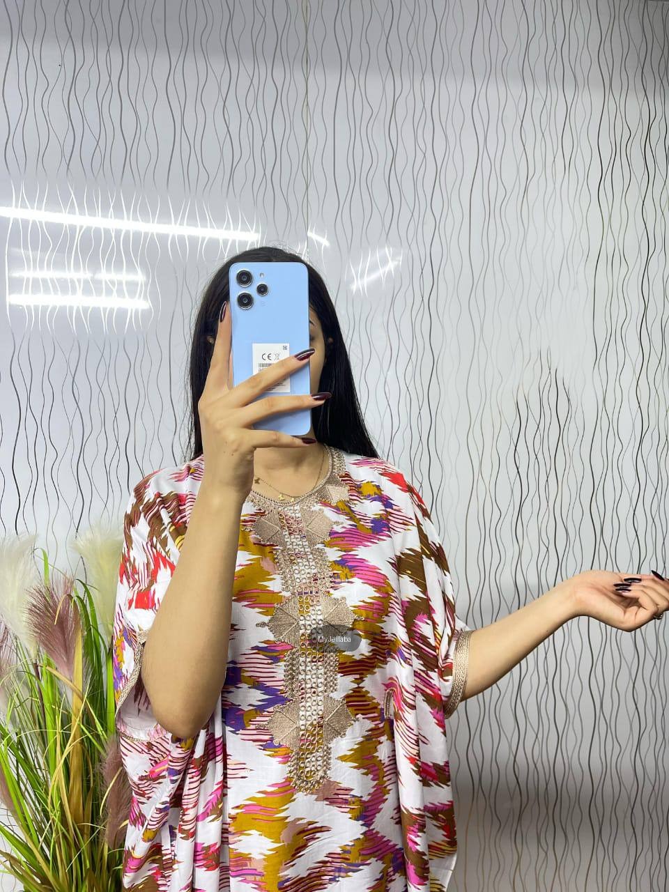 Boubou Imprimé Orné de Broderies - 3