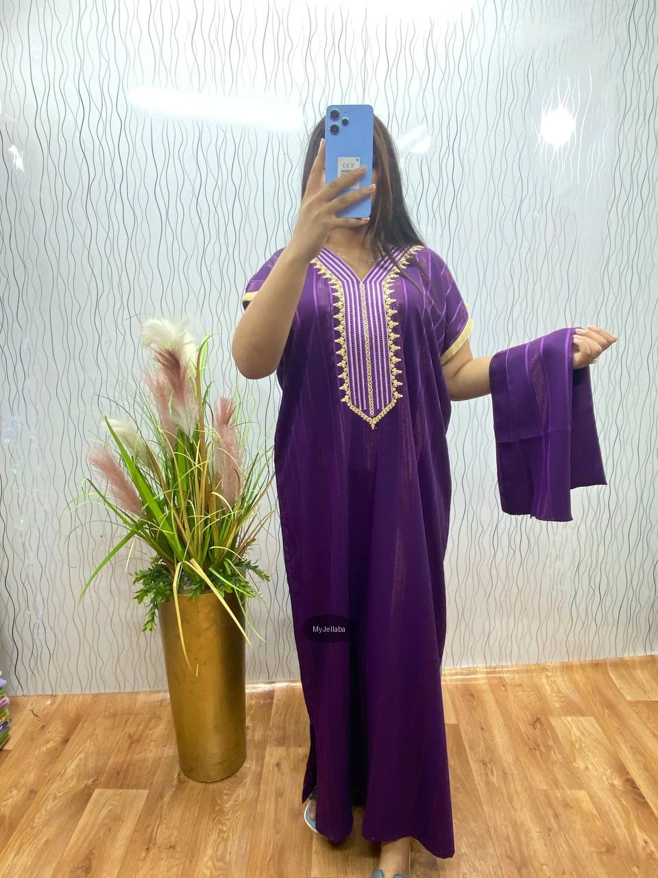 Jellaba Traditionnelle Violette et Or - 3