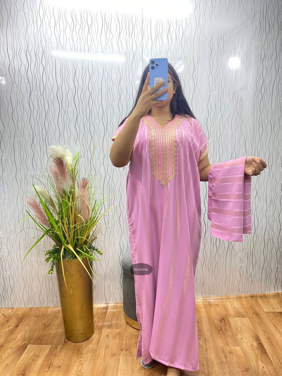 Jellaba Dame Elégante Brodée - 3